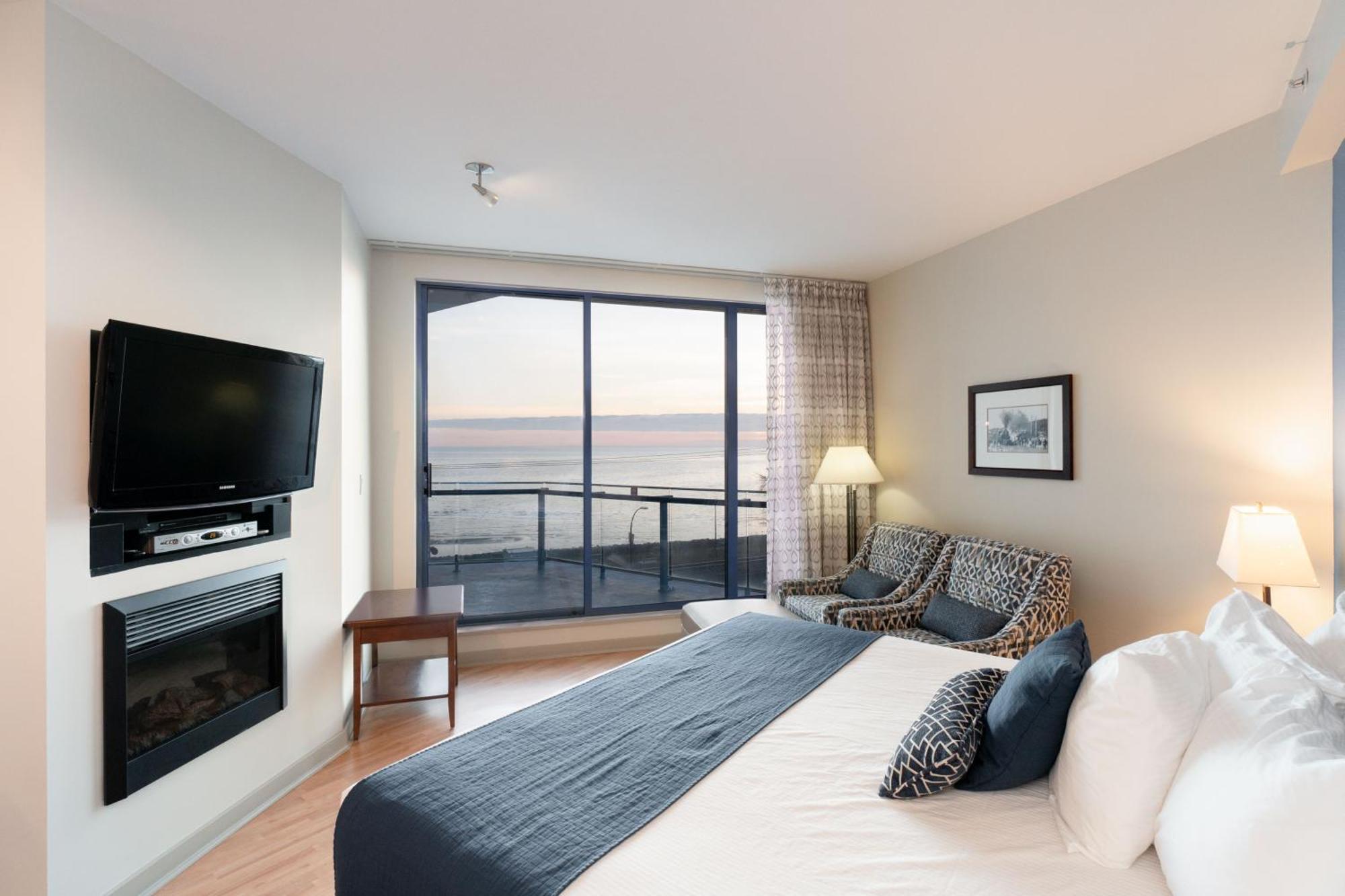 Ocean Promenade 3*