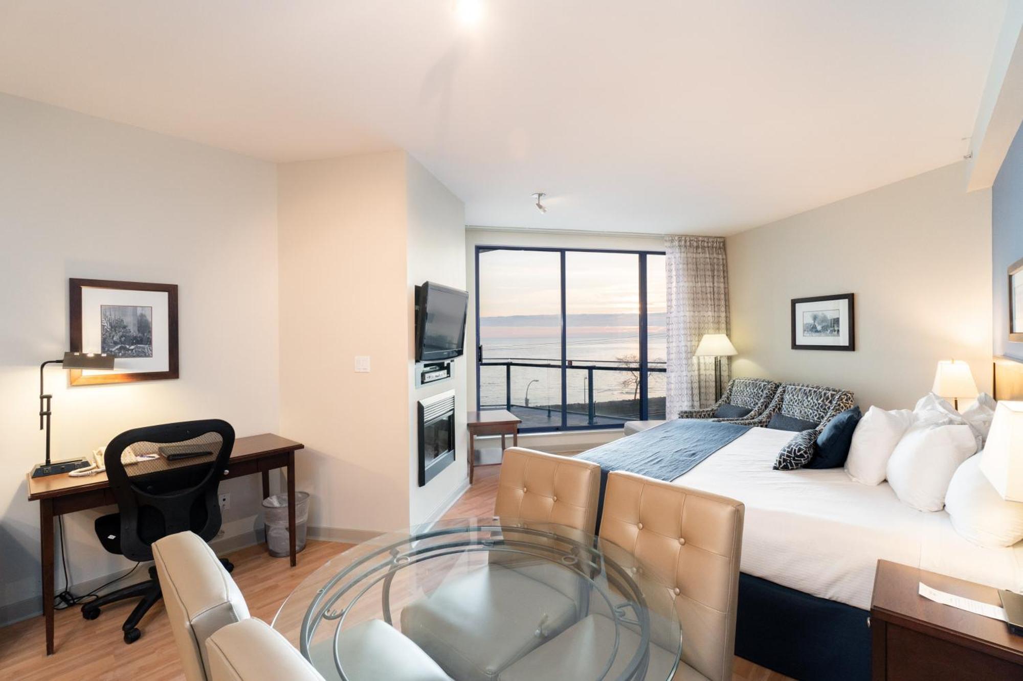 Ocean Promenade 3*