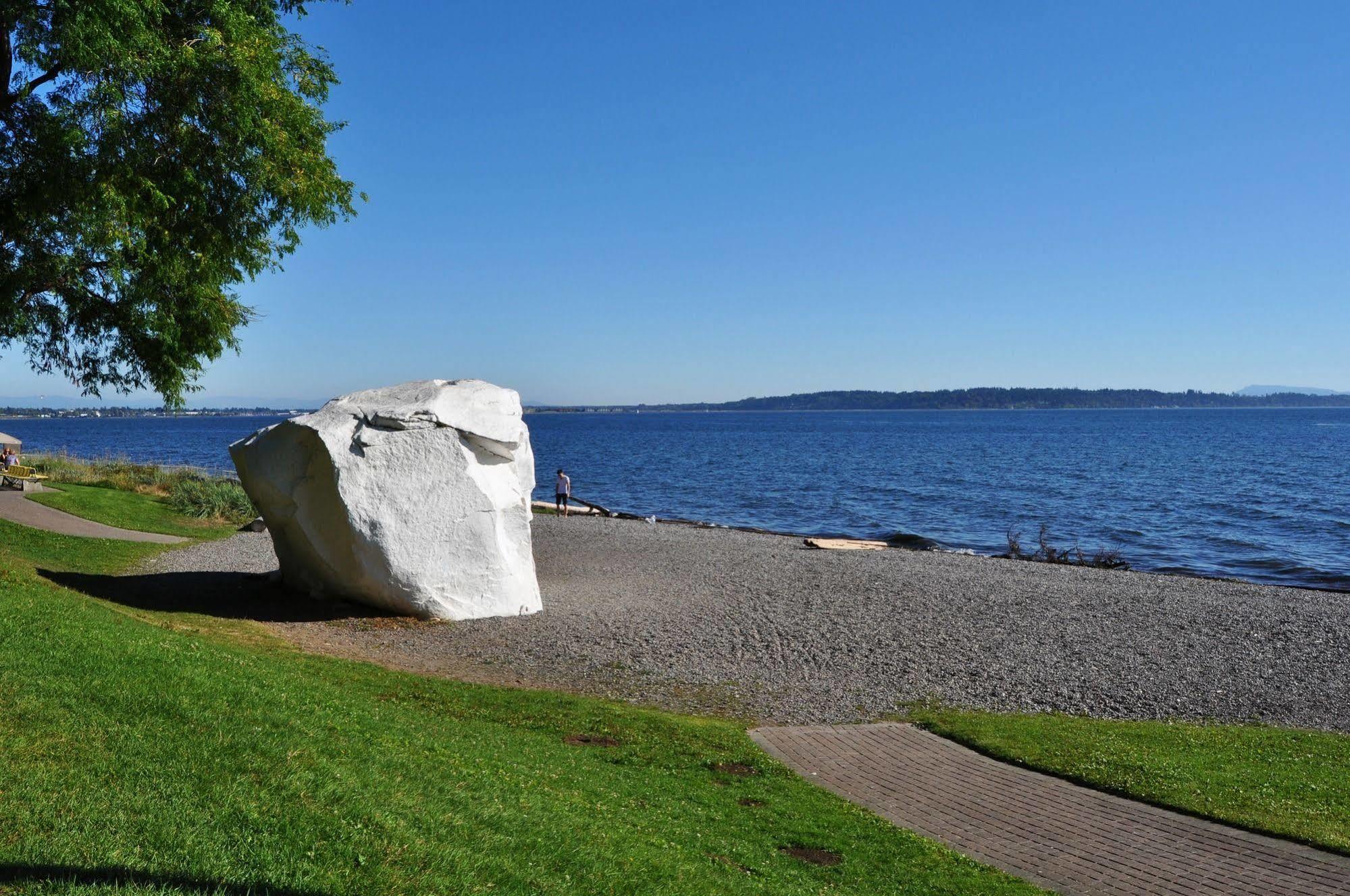 Ocean Promenade White Rock